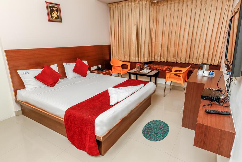 Hotel Pc Residency Mysore Ngoại thất bức ảnh